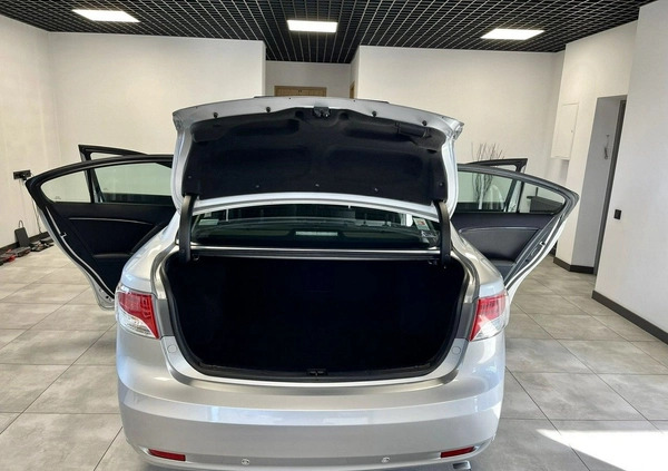 Toyota Avensis cena 22000 przebieg: 250000, rok produkcji 2010 z Kalisz małe 466